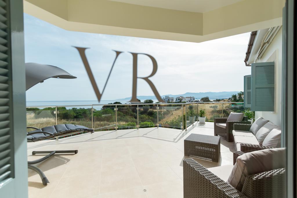Villa Riverside Polis 外观 照片